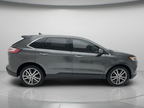Used 2020 Ford Edge Titanium w/ Equipment Group 301A AWD/4WD image 6