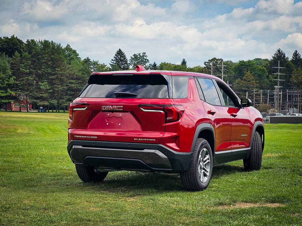 New 2027 GMC Terrain Elevation AWD/4WD image 3