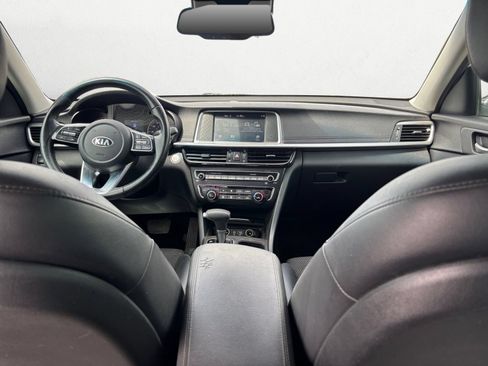 Used 2019 Kia Optima S w/ S Panoramic Sunroof Package FWD image 10