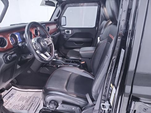 Used 2022 Jeep Gladiator Rubicon w/ LED Lighting Group AWD/4WD image 11