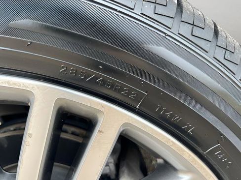 Used 2024 Ford Expedition Limited image 14