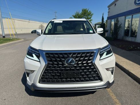 Used 2023 Lexus GX 460 Luxury w/ Sport Design Package image 9