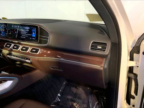 Used 2022 Mercedes-Benz GLE 350 4MATIC image 19