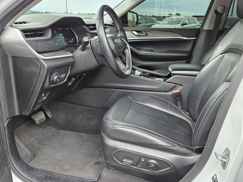 Used 2022 Jeep Grand Cherokee L Limited image 5