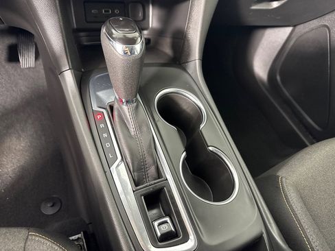 Used 2021 Chevrolet Equinox LT image 18