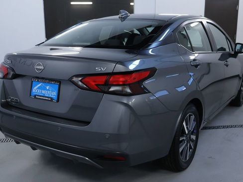 Used 2023 Nissan Versa SV image 7