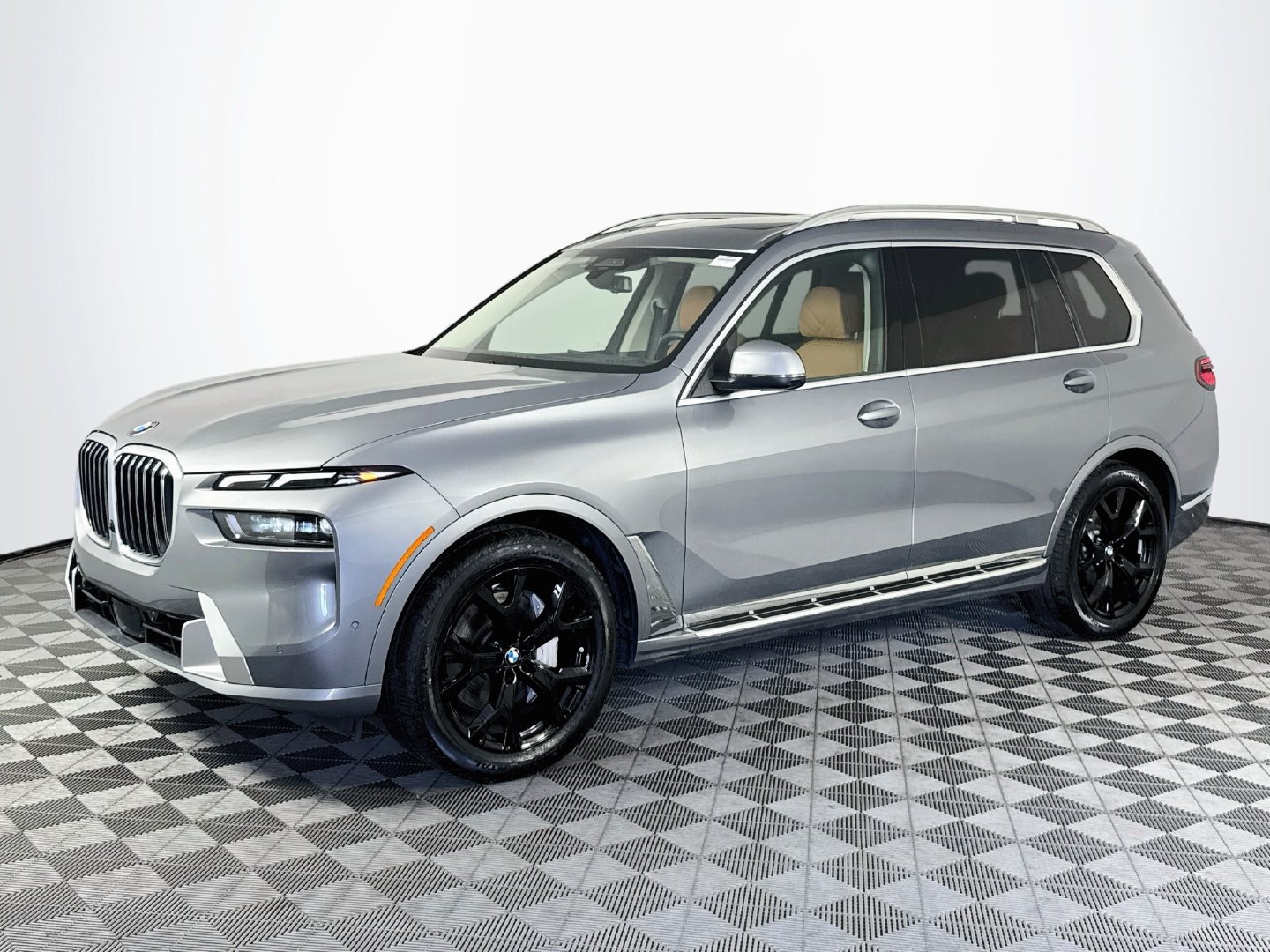 Used 2026 BMW X7 xDrive40i AWD/4WD image 4
