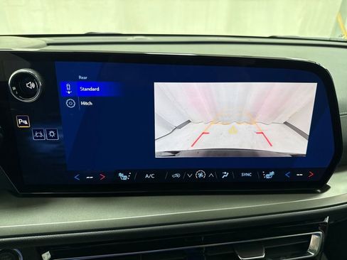 New 2026 Chevrolet Traverse LT w/ Midnight/Sport Edition image 34