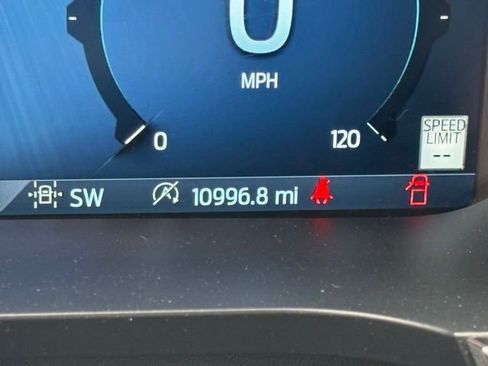 Used 2024 Ford F150 Lariat w/ Mobile Office Package image 13