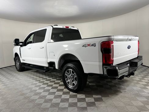 Used 2024 Ford F250 Lariat AWD/4WD image 10
