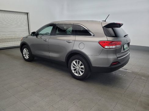 Used 2016 Kia Sorento FWD image 5