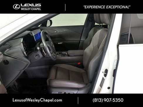 Used 2024 Lexus RX 350 image 21