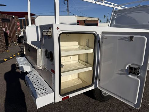 Used 2023 Mercedes-Benz Sprinter 3500 image 9