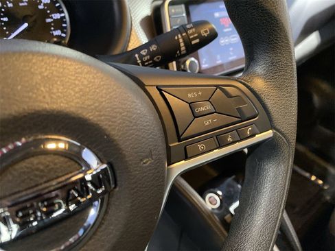 Used 2020 Nissan Kicks SV w/ Exterior Package image 23