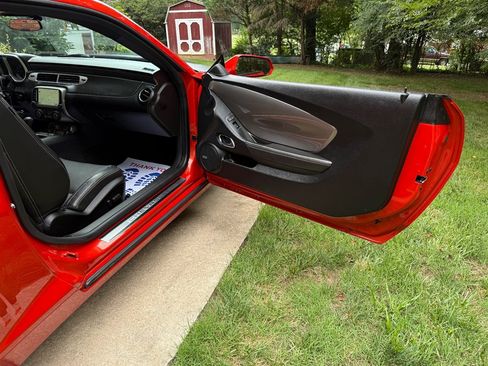 Used 2013 Chevrolet Camaro SS w/ SS Performance Package RWD image 57