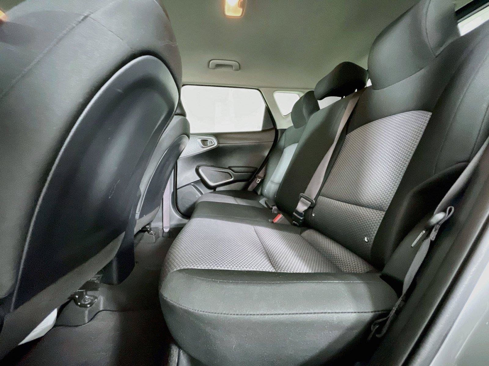 Certified 2025 Kia Soul LX w/ LX Technology Package FWD image 26