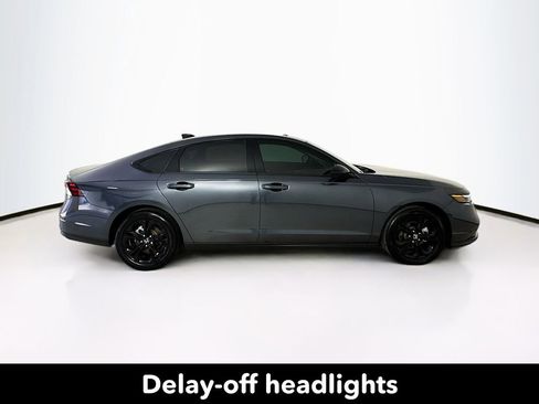 Used 2025 Honda Accord SE image 9