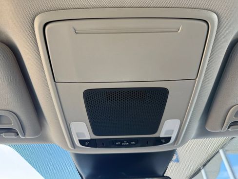 Certified 2025 Honda Pilot EX-L image 20