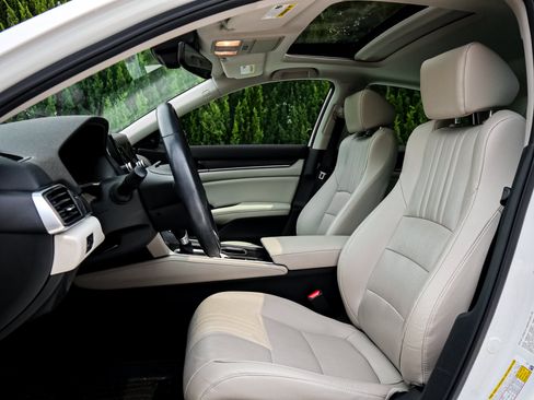 Used 2020 Honda Accord EX-L image 7