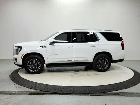 Used 2025 GMC Yukon Elevation RWD image 5