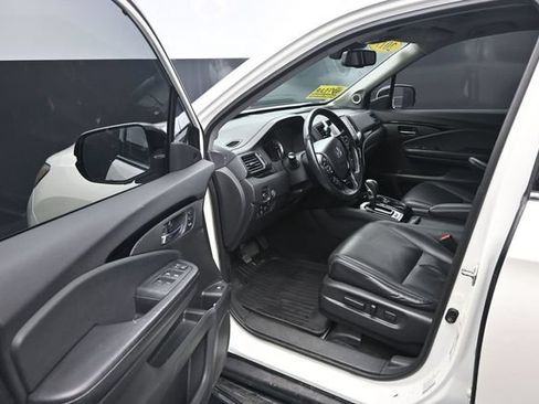 Used 2017 Honda Ridgeline RTL-E image 11