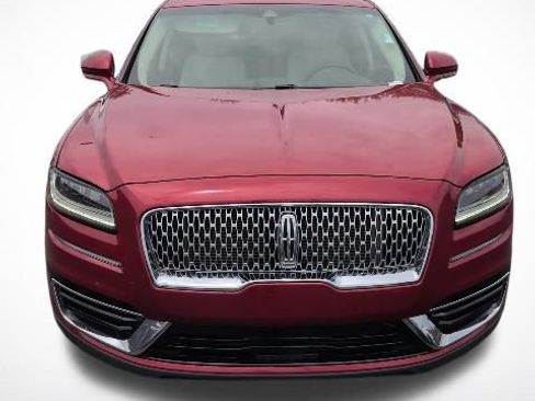 Used 2020 Lincoln Nautilus Premier w/ Equipment Group 101A AWD/4WD image 2