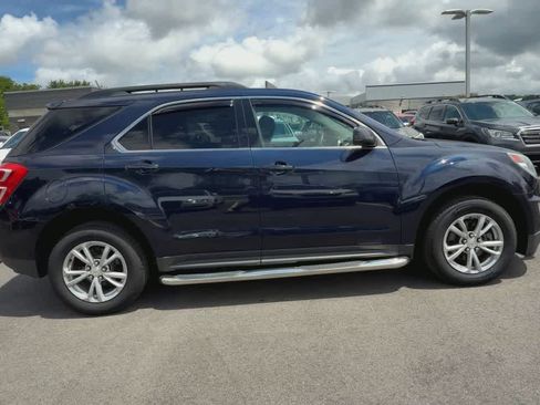 Used 2017 Chevrolet Equinox LT FWD image 9