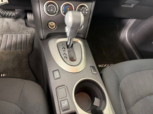 Used 2015 Nissan Rogue S w/ Convenience Package image 14