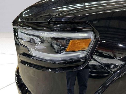 Used 2021 RAM 1500 Limited w/ Night Edition image 14