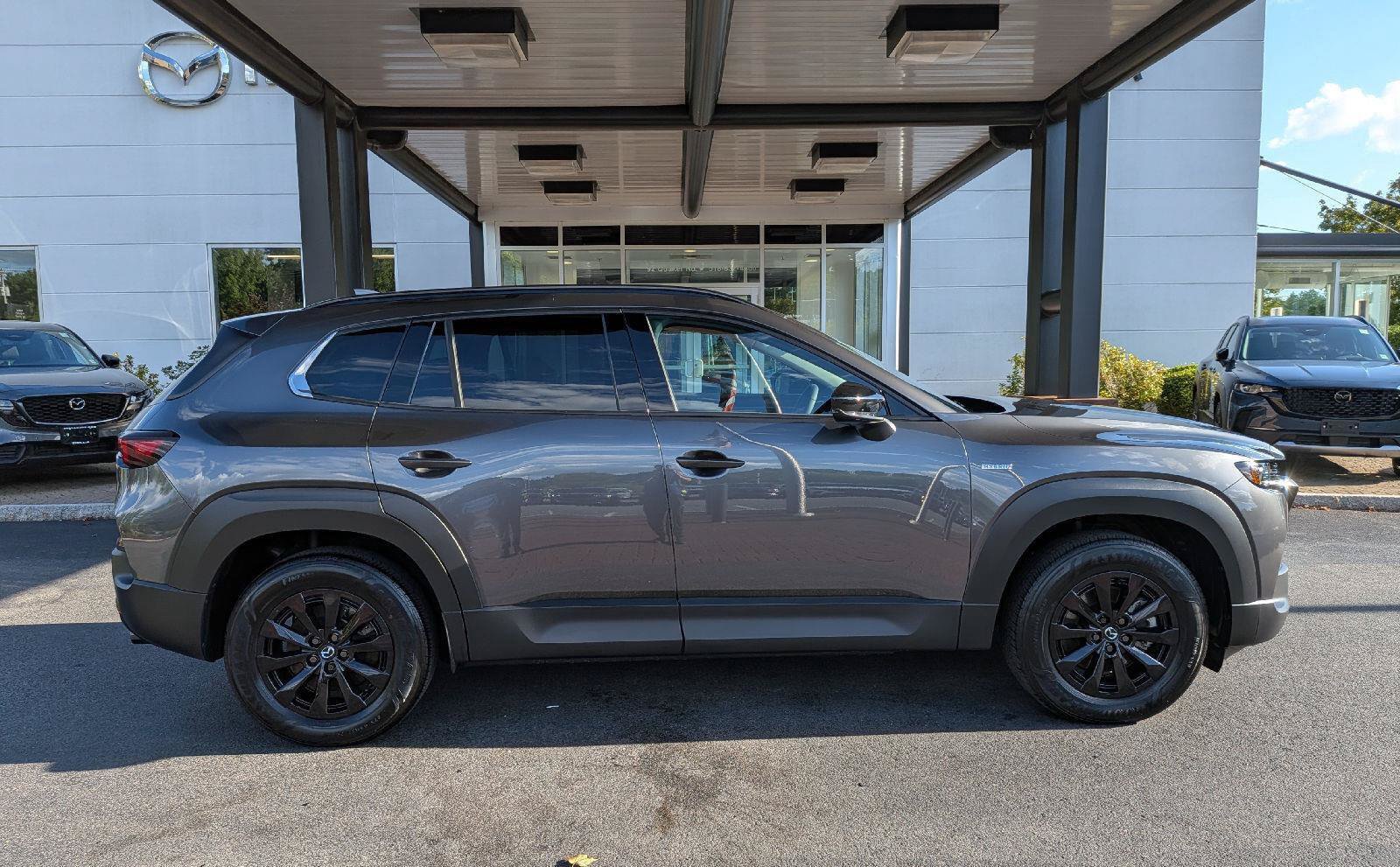 Certified 2025 MAZDA CX-50 AWD 2.5 Hybrid w/ Premium Pkg image 5
