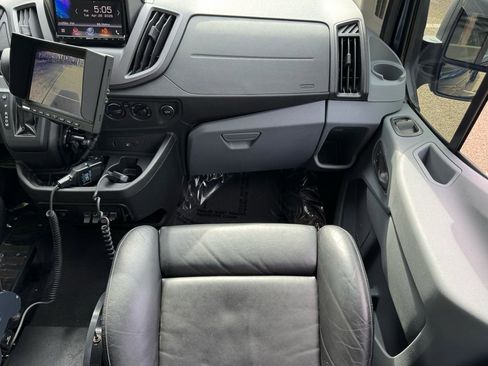 Used 2015 Ford Transit 350 XLT RWD image 21