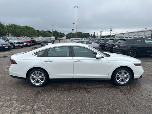 Used 2024 Honda Accord LX image 6