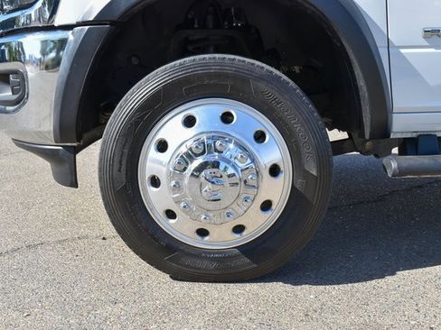 Used 2022 RAM 5500 Tradesman w/ Chrome Appearance Group image 36