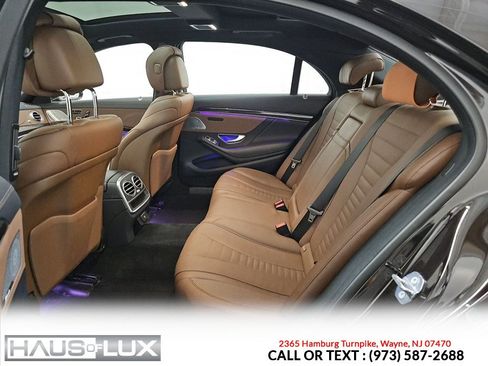 Used 2019 Mercedes-Benz S 560 4MATIC Sedan image 5