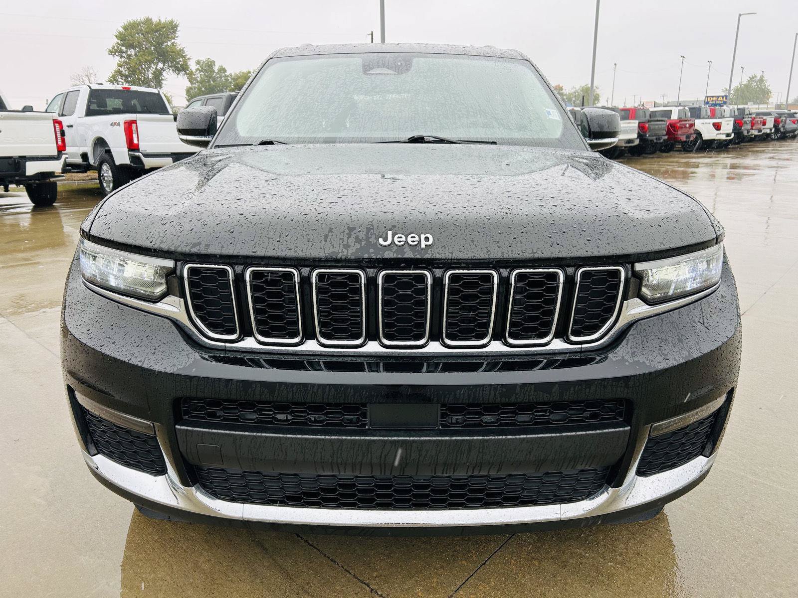 Used 2023 Jeep Grand Cherokee L Limited w/ Trailer Tow Group (B) AWD/4WD image 38