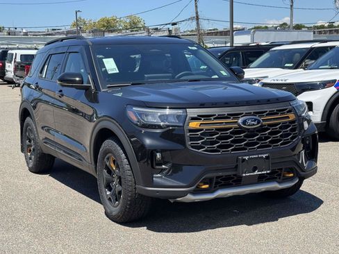 New 2026 Ford Explorer Tremor AWD/4WD image 2