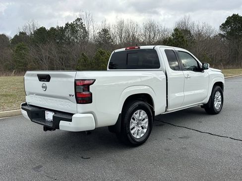 Certified 2024 Nissan Frontier SV w/ SV Convenience Package image 8