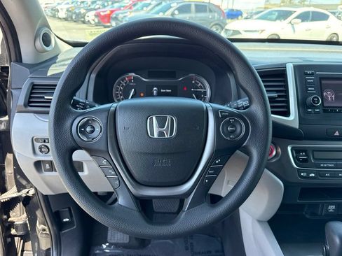 Used 2018 Honda Pilot LX image 20