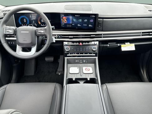 Certified 2026 Hyundai Santa Fe SEL FWD image 9