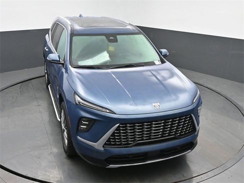 Certified 2025 Buick Enclave Avenir w/ Super Cruise Package image 47