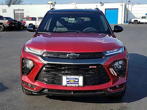 Used 2023 Chevrolet TrailBlazer RS w/ Sun and Liftgate Package image 3