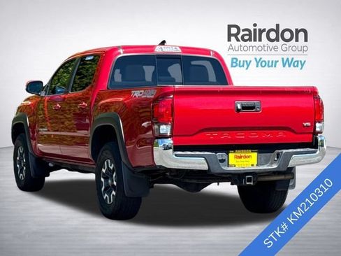 Used 2019 Toyota Tacoma TRD Off-Road AWD/4WD image 4
