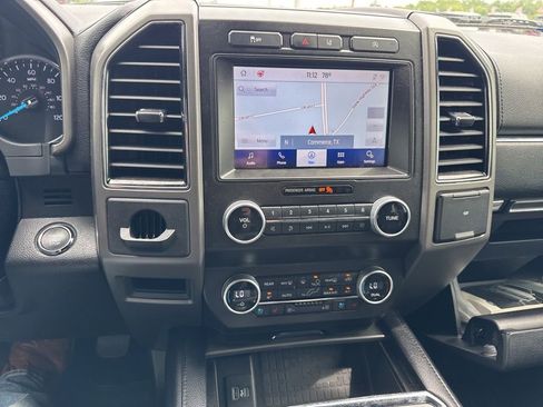 Used 2021 Ford Expedition XLT RWD image 11