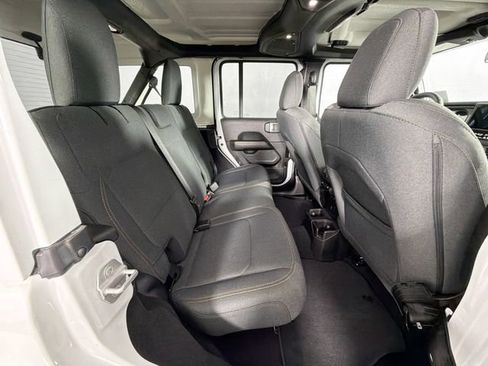 Used 2024 Jeep Wrangler Sahara AWD/4WD image 26