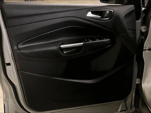 Used 2016 Ford Escape SE image 21