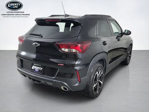 Used 2022 Chevrolet TrailBlazer RS FWD image 3
