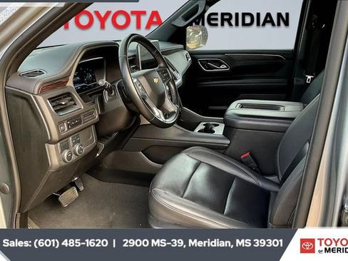 Used 2023 Chevrolet Suburban LT image 11