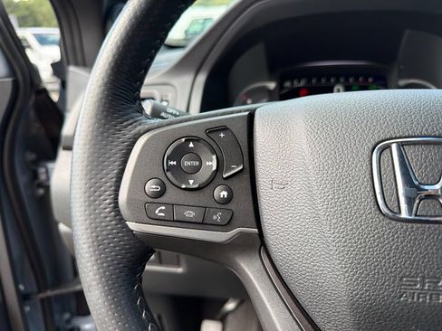 Used 2024 Honda Passport EX-L image 16