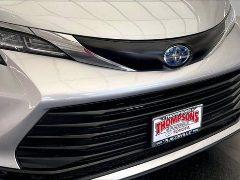 Used 2022 Toyota Sienna LE AWD/4WD image 31