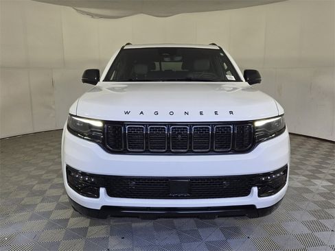 New 2025 Jeep Wagoneer Series II w/ Convenience Group I image 3